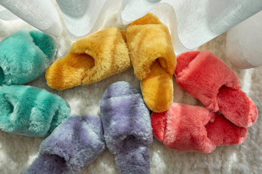 Geltonos vilnonės šlepetės moterims